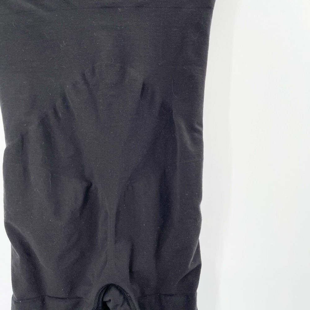 SPANX Shapewear High-Waisted Mid-Thigh Shaping Short Black Size L‎ Stretch - Picture 4 of 8